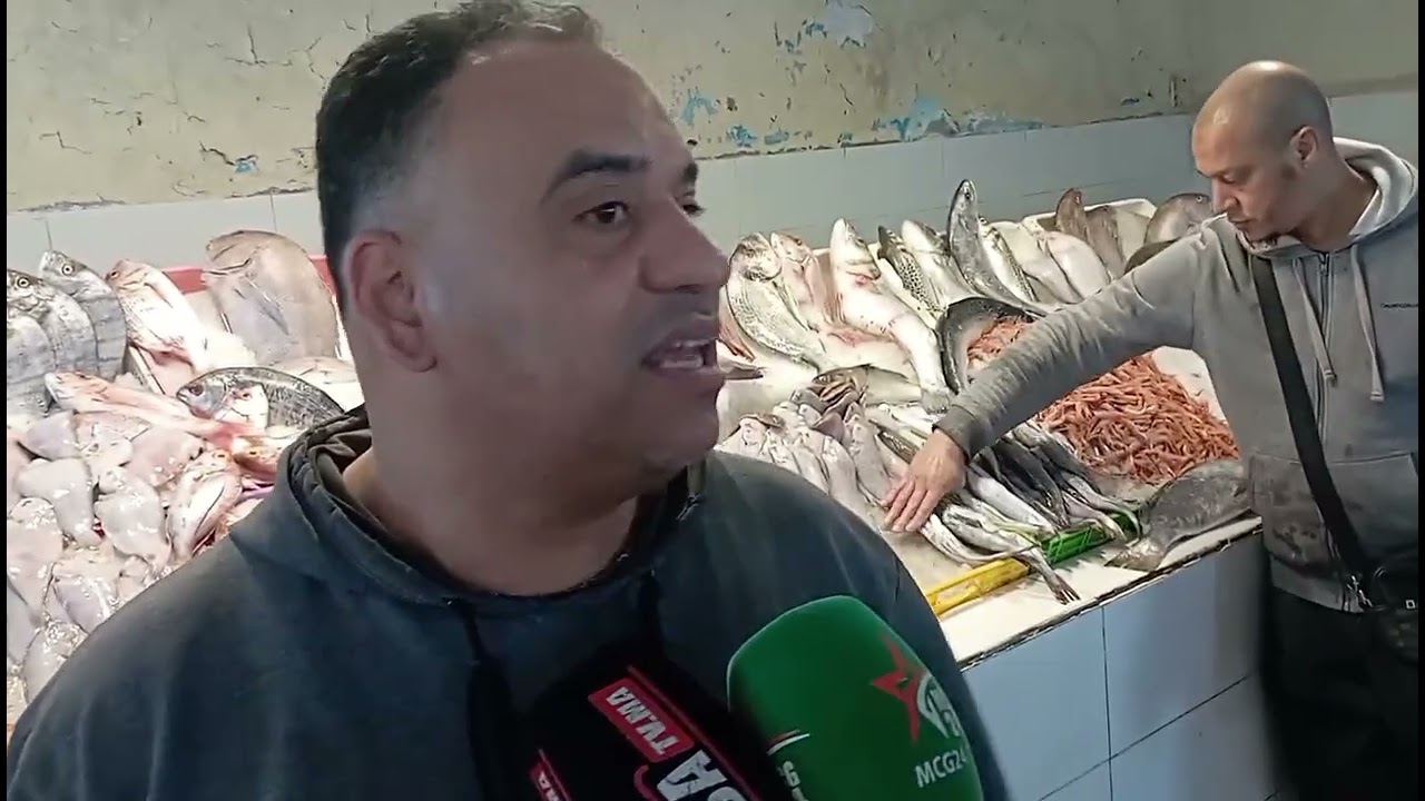 مهدية: سوق السمك يضج بالزبائن خلال رمضان، 