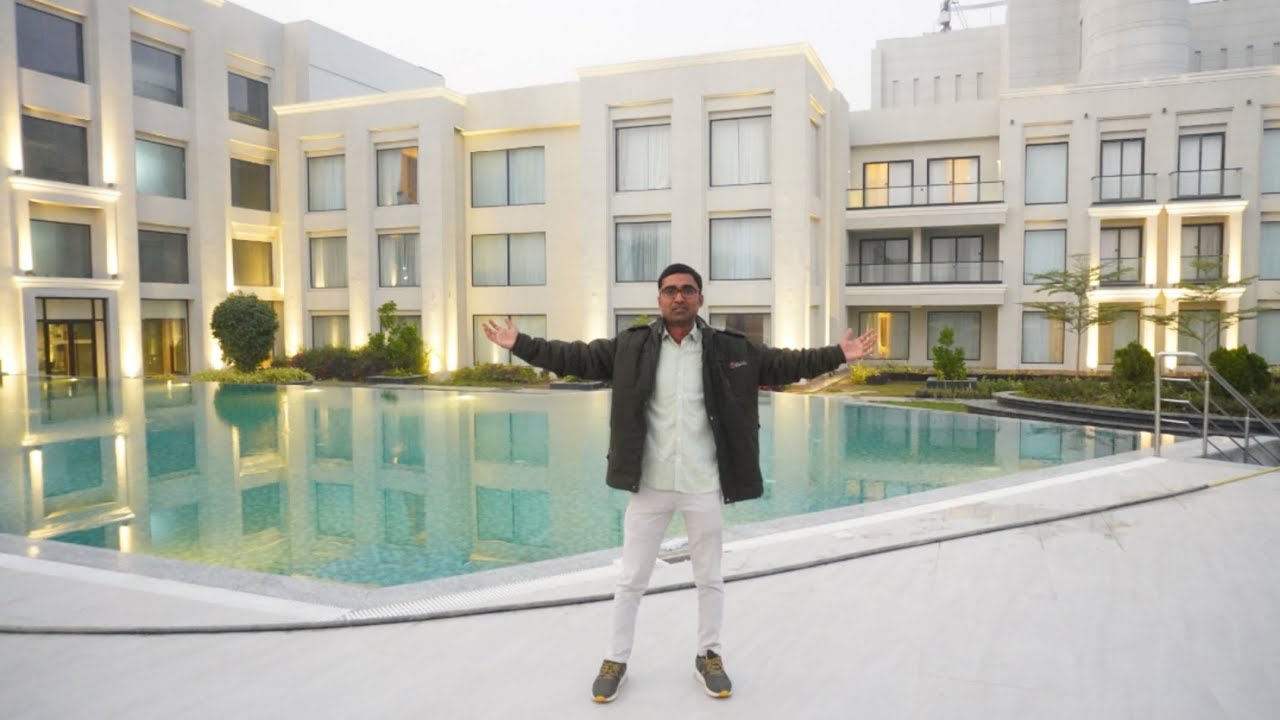 शहर के सबसे बड़े फाइव स्टार होटल मैरियट में खाने के लिए आपको कितने खर्च करने होंगे