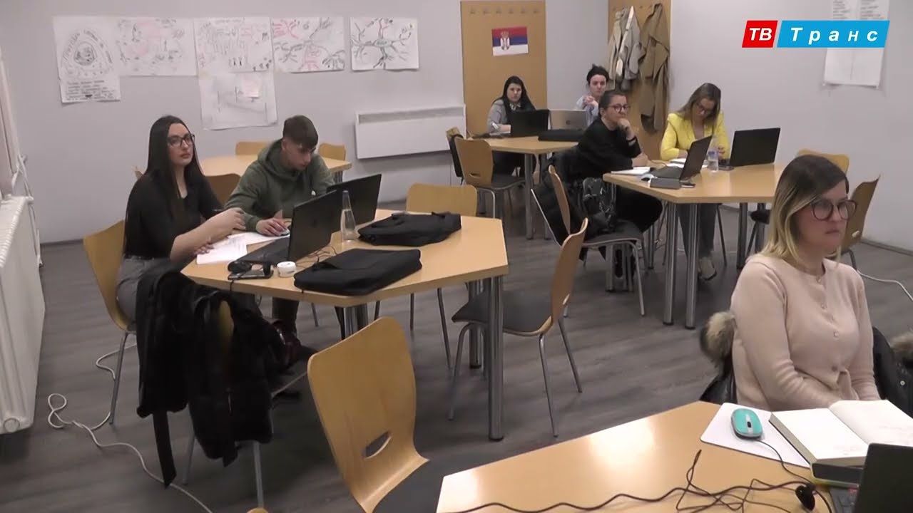 У току бесплатне ИТ обуке у Регионалном центру у Књажевцу, рекордан број пријављених
