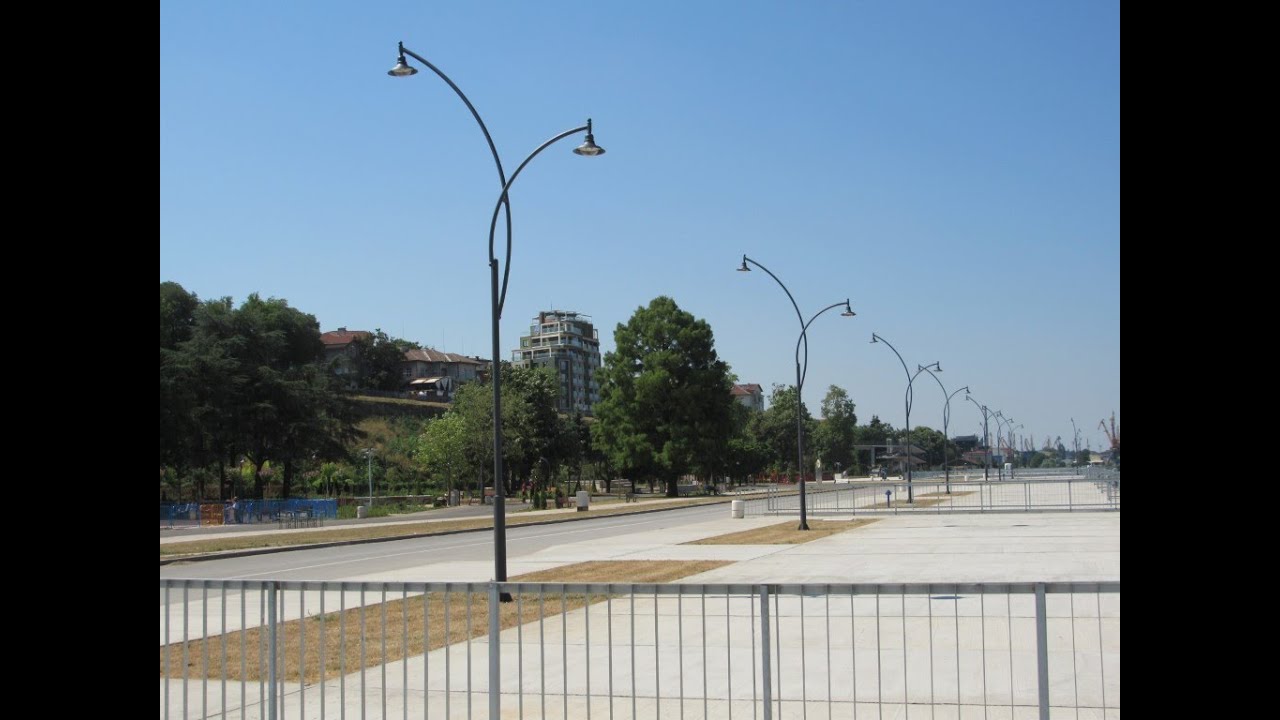Откриват новата крайбрежна зона, надписът “Русе“ е атракция за децата