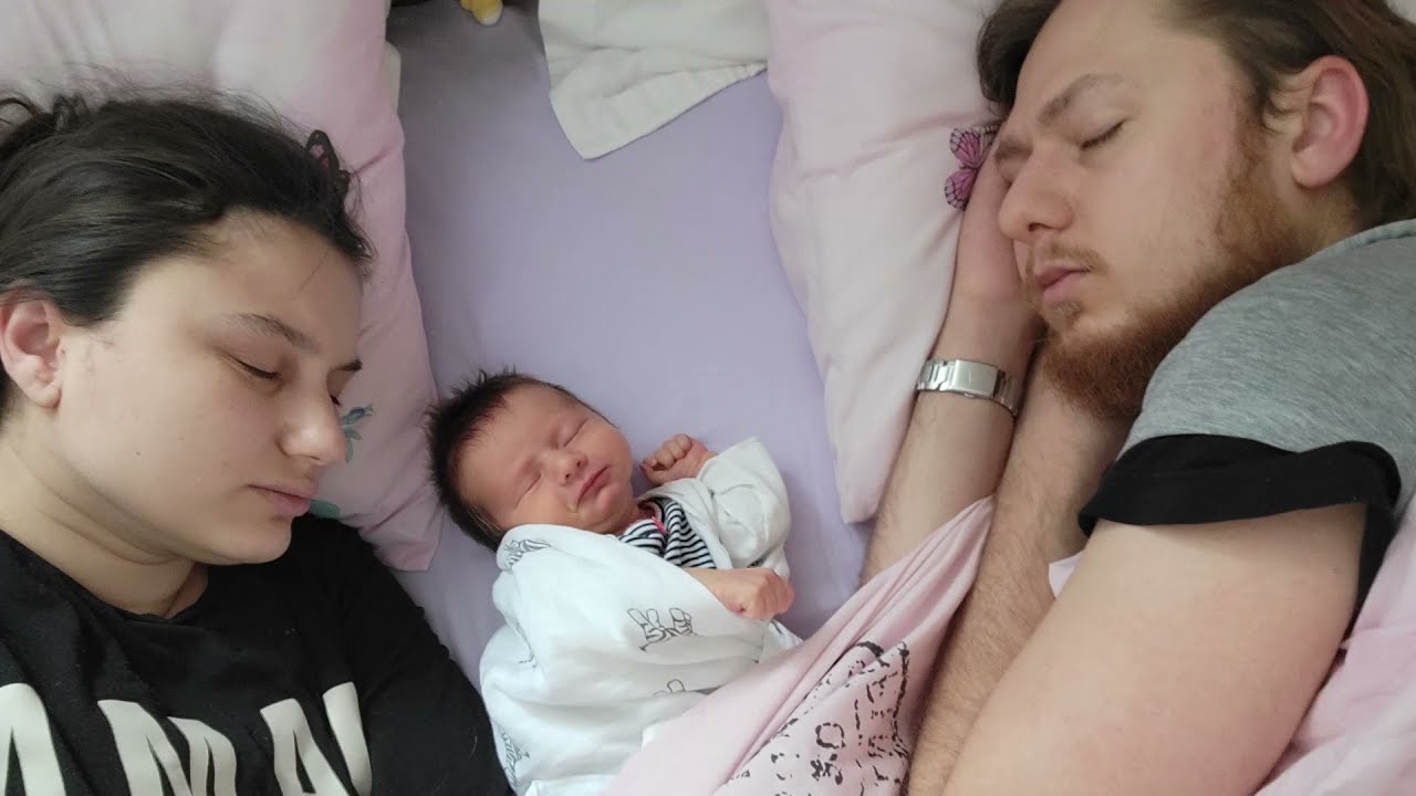 Yurtdışında Tek Başına Bebek Büyütmek - ve Doktoraya Etkisi | Dikkat Bolca Bebek Ağlaması İçerir!
