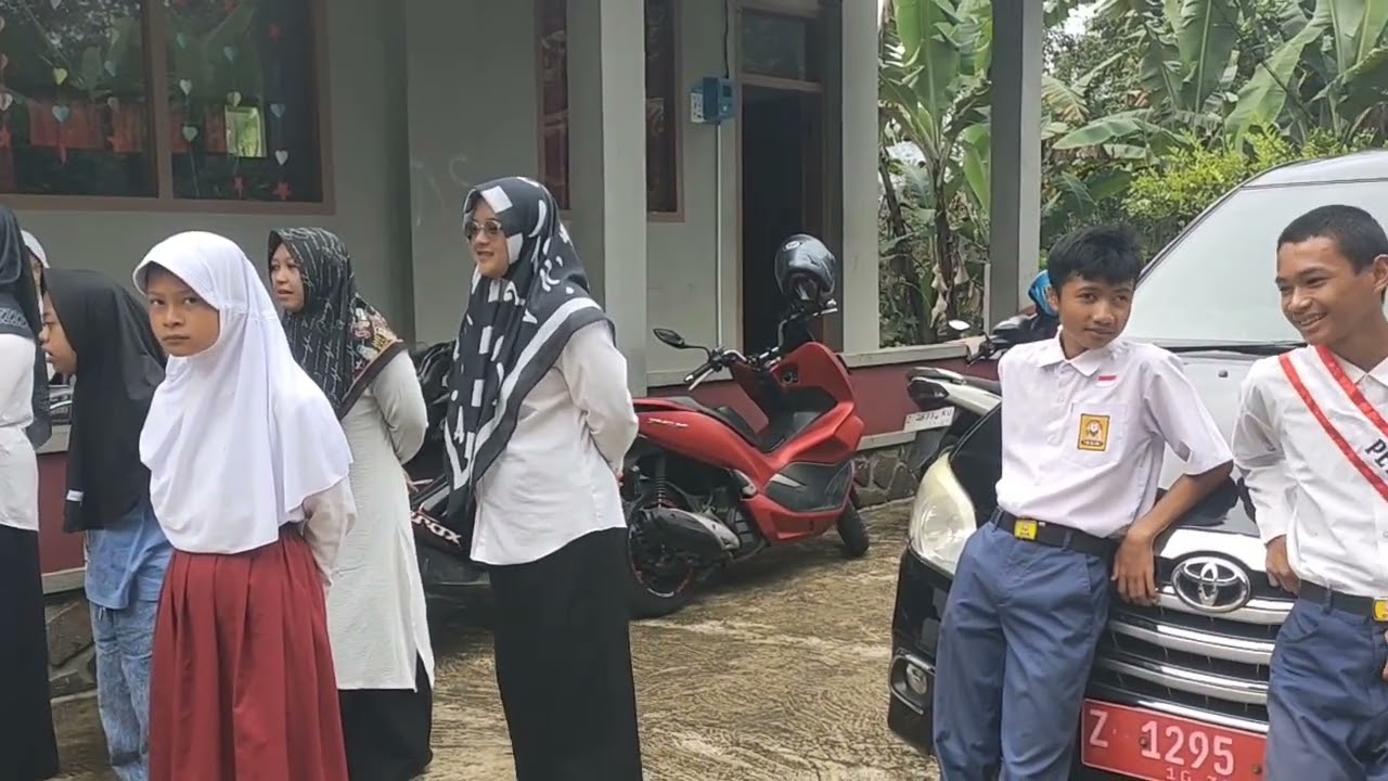 Upacara bendera anak² hebat