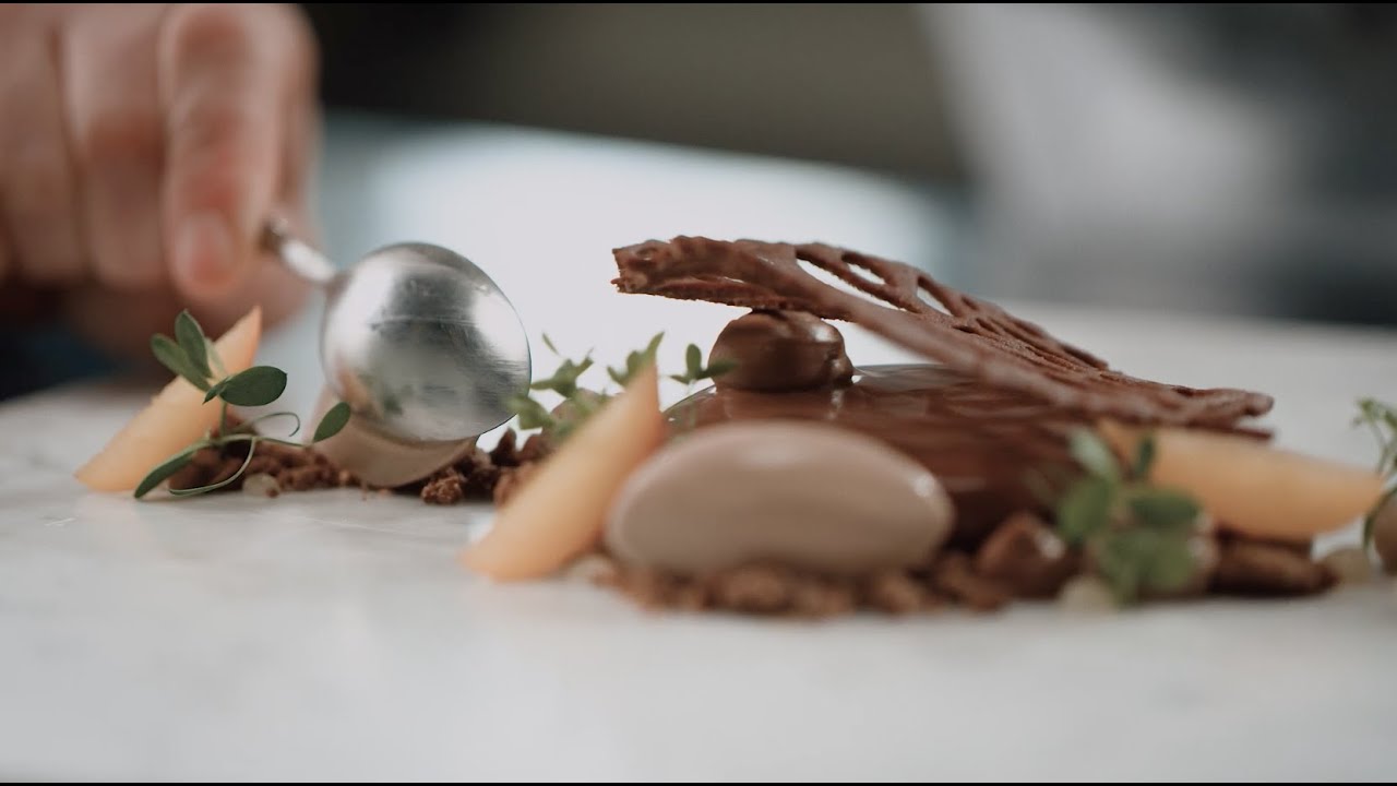 How to make dairy-free chocolate tartlets with Marike Van Beurden