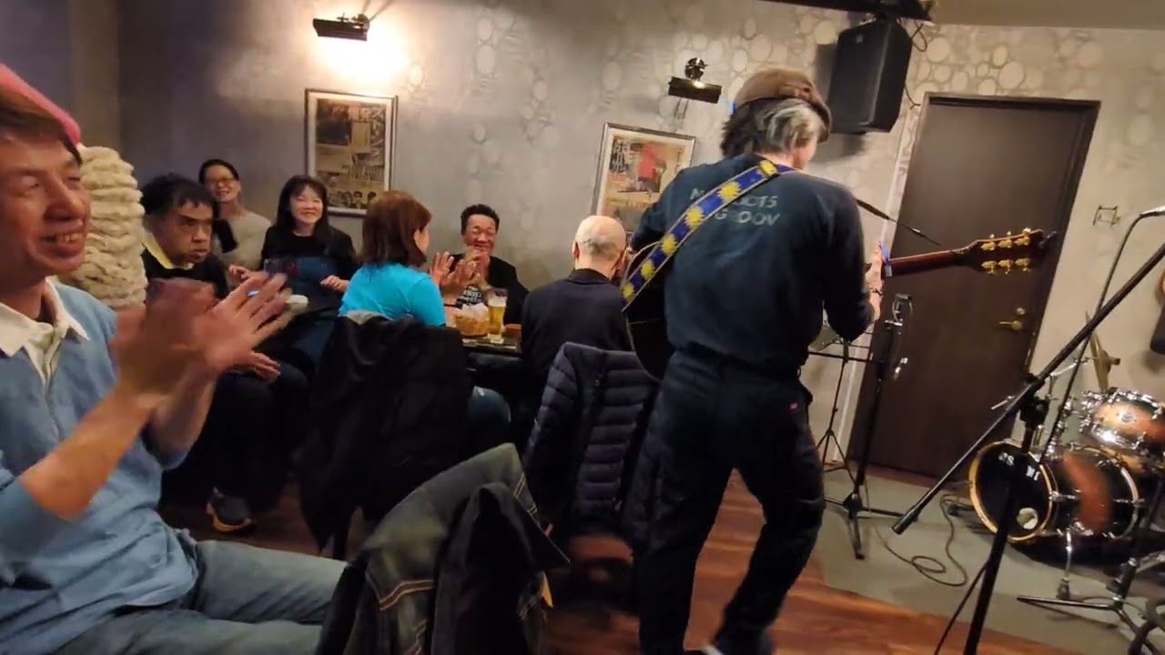 HAPPY SONG
