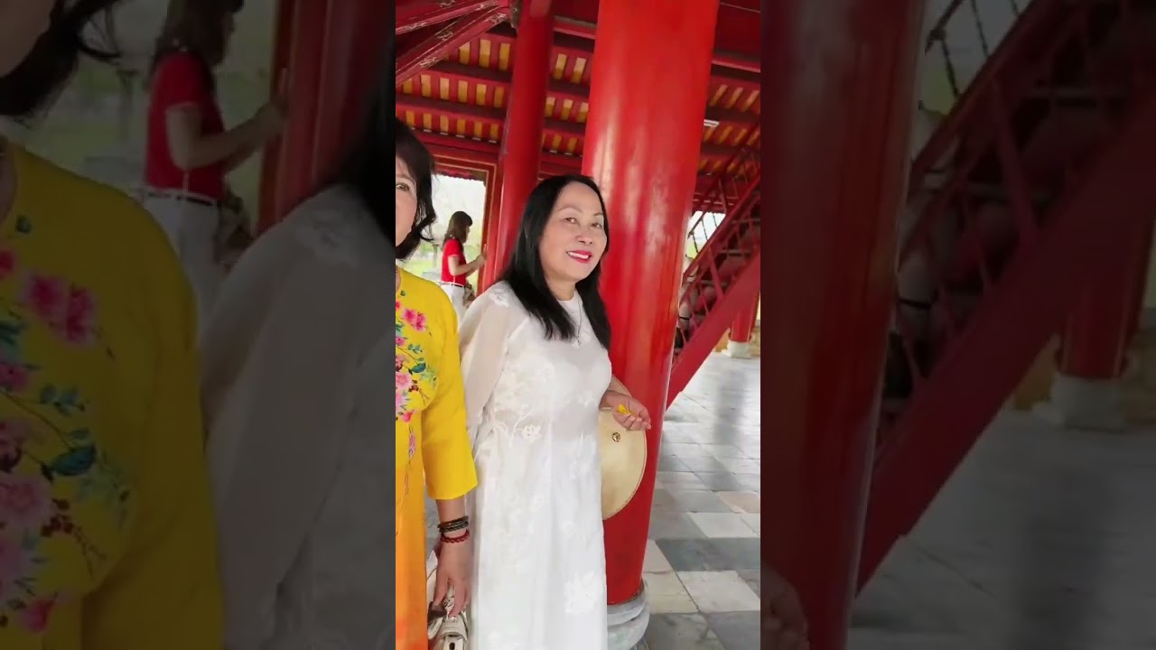 Hạnh Phúc Đầu Xuân. Nhóm 4H du Xuân Bính Ngọ. #DieuHuyenLe 