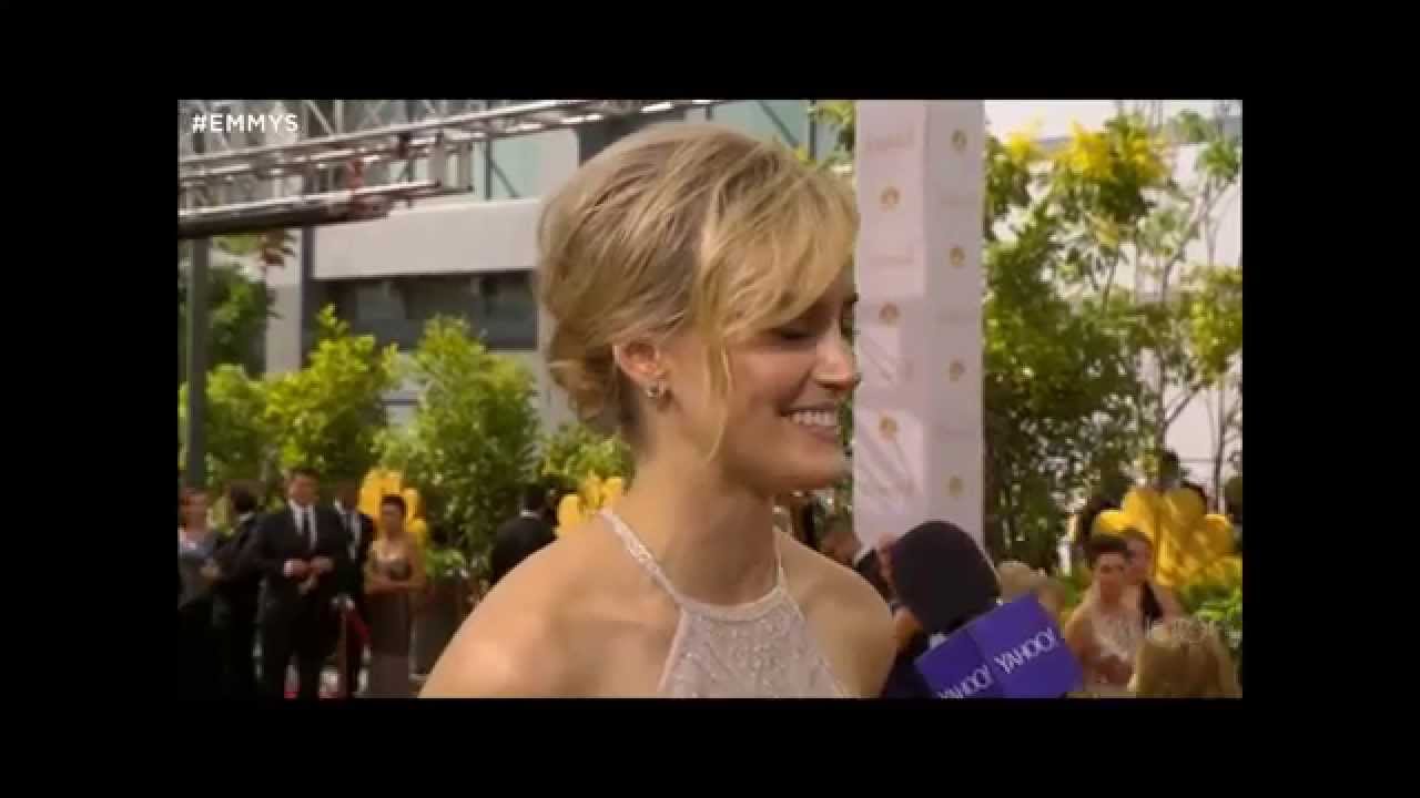 Laura Prepon and Taylor Schilling Emmy red carpet interviews