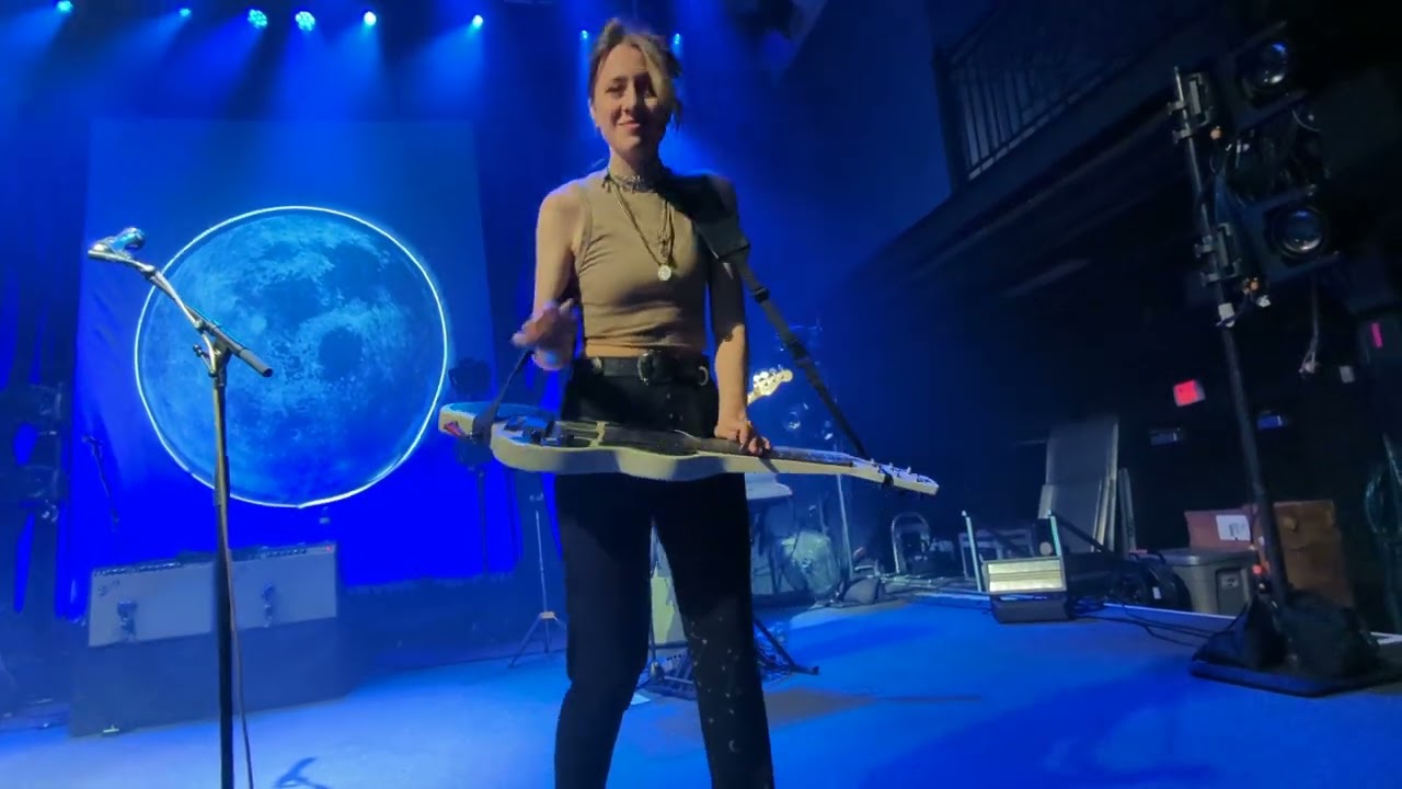 Larkin Poe - Preachin' Blues (bootleg)