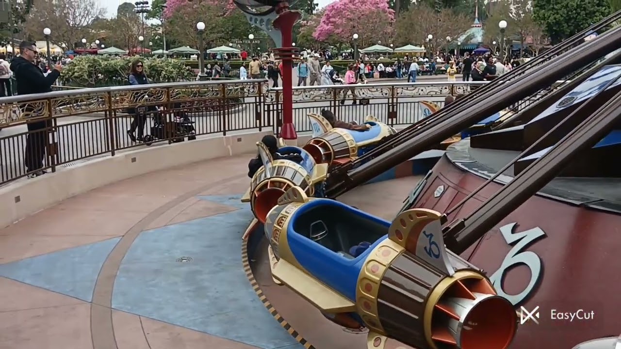 Disneyland US trip video3 - Nandu n Pratik