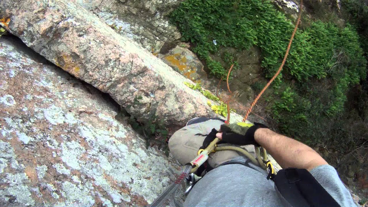 VIA FERRATA | AGULLES RODONES | SEGUNDO RAPEL | GOPRO HD | 1A PERSONA