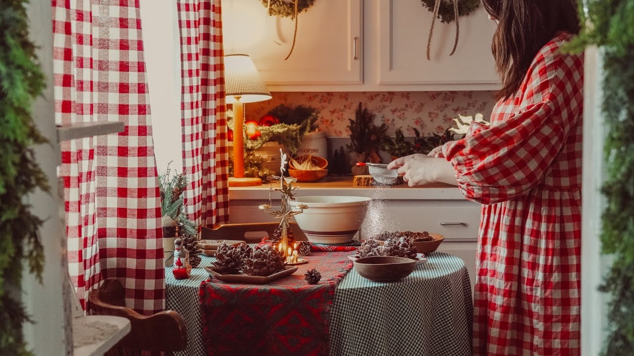 Preparing for a Nostalgic Christmas in my Old Cottage🌲🕯️| Vintage Cottage Christmas