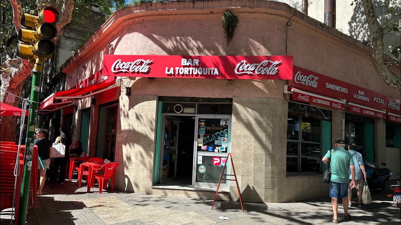 BAR LA TORTUGUITA MONTEVIDEO URUGUAY 2024