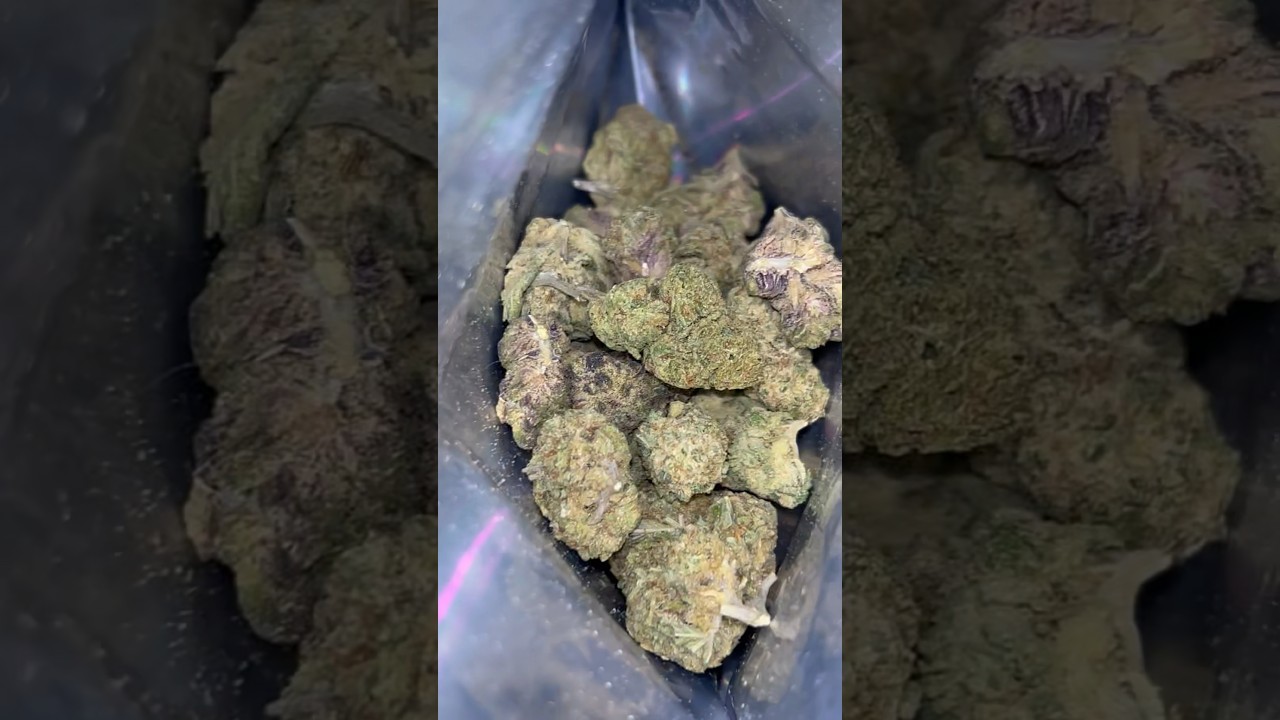 $80 oz from dispo 🤷&zwj;♂️what you expect #420 #420blazeit #thc #notforsale #skateboarding #mids