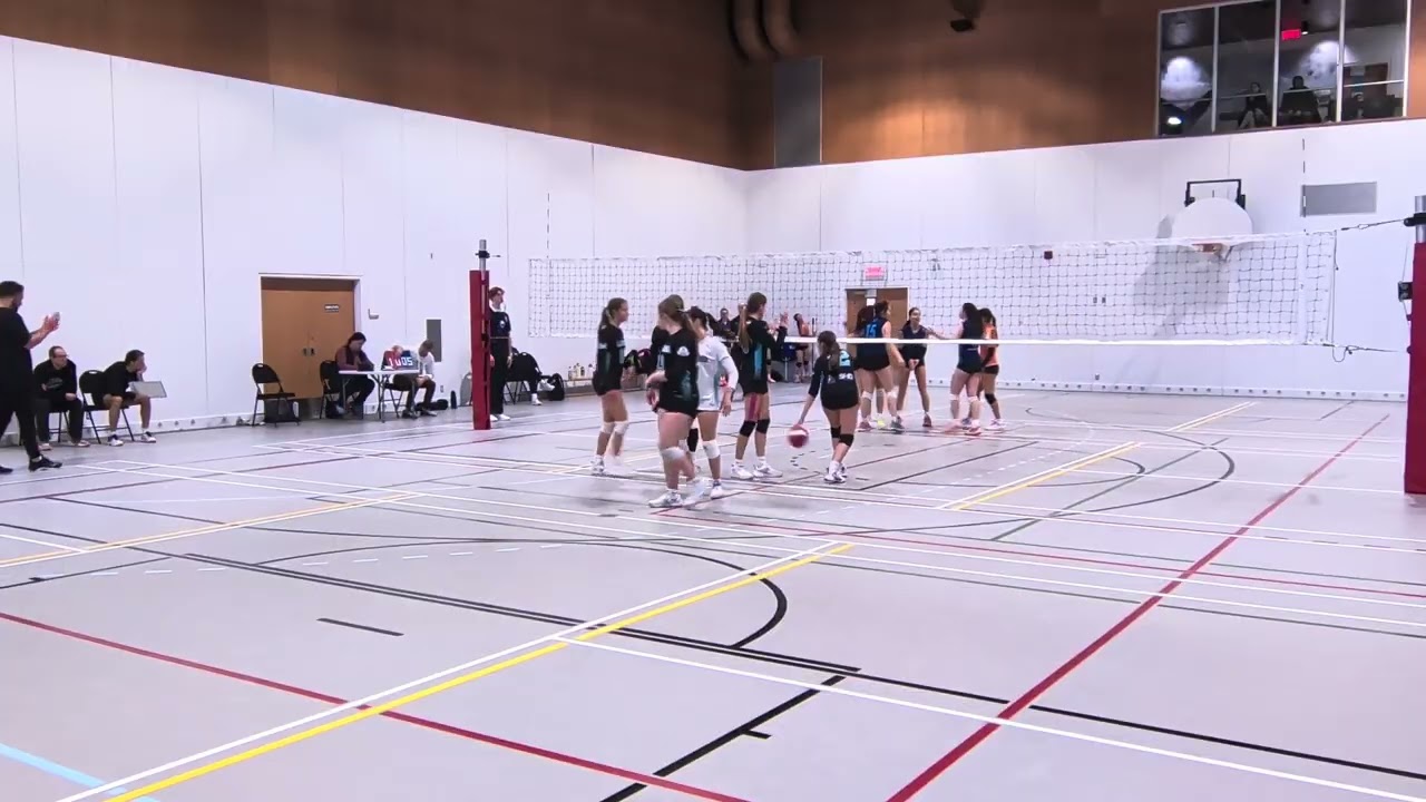 Laurier vs attaque marine 2e set 25-17