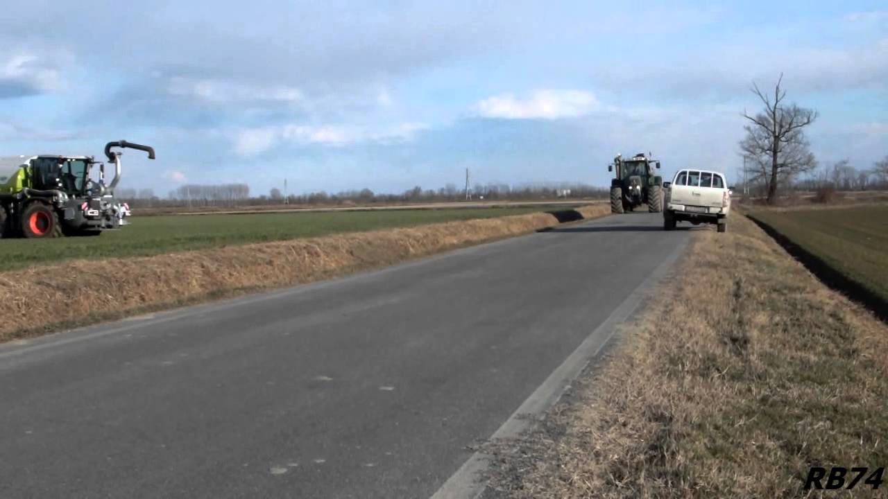 Concimazione Triticale: CLAAS Xerion 3800 SGT