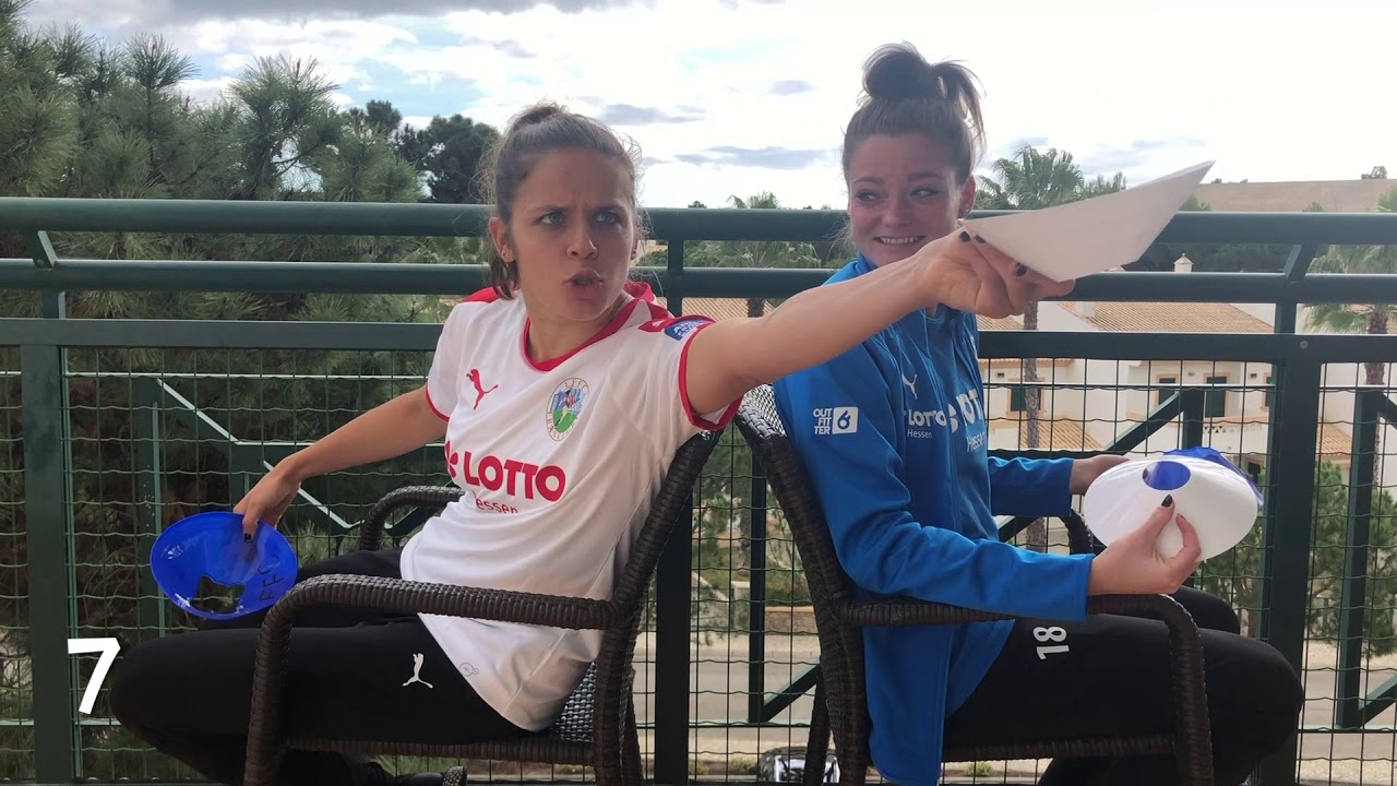 Zimmerduell: Verena Aschauer & Laura Feiersinger I 1.FFC Frankfurt