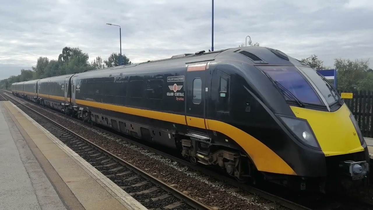 Trainspotting at Swinton (South Yorkshire) 16/10/2021