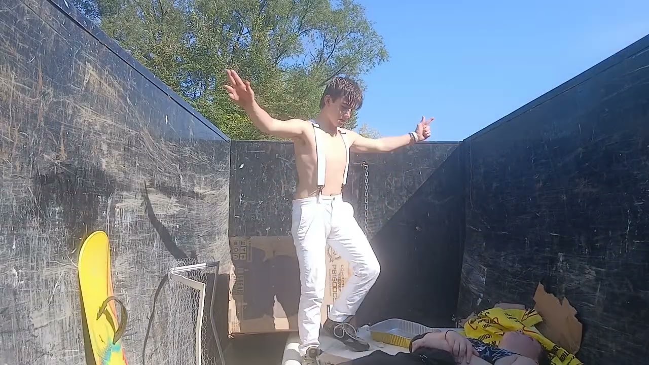 Declan McDonough vs Jesse Napier Dumpster Match 