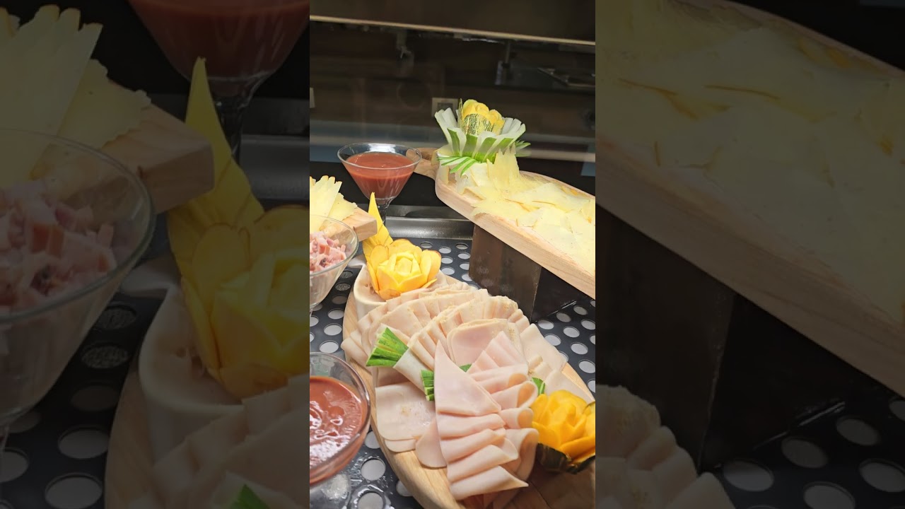 dinner buffet at Grand Aston Cayo paredon sept 2024