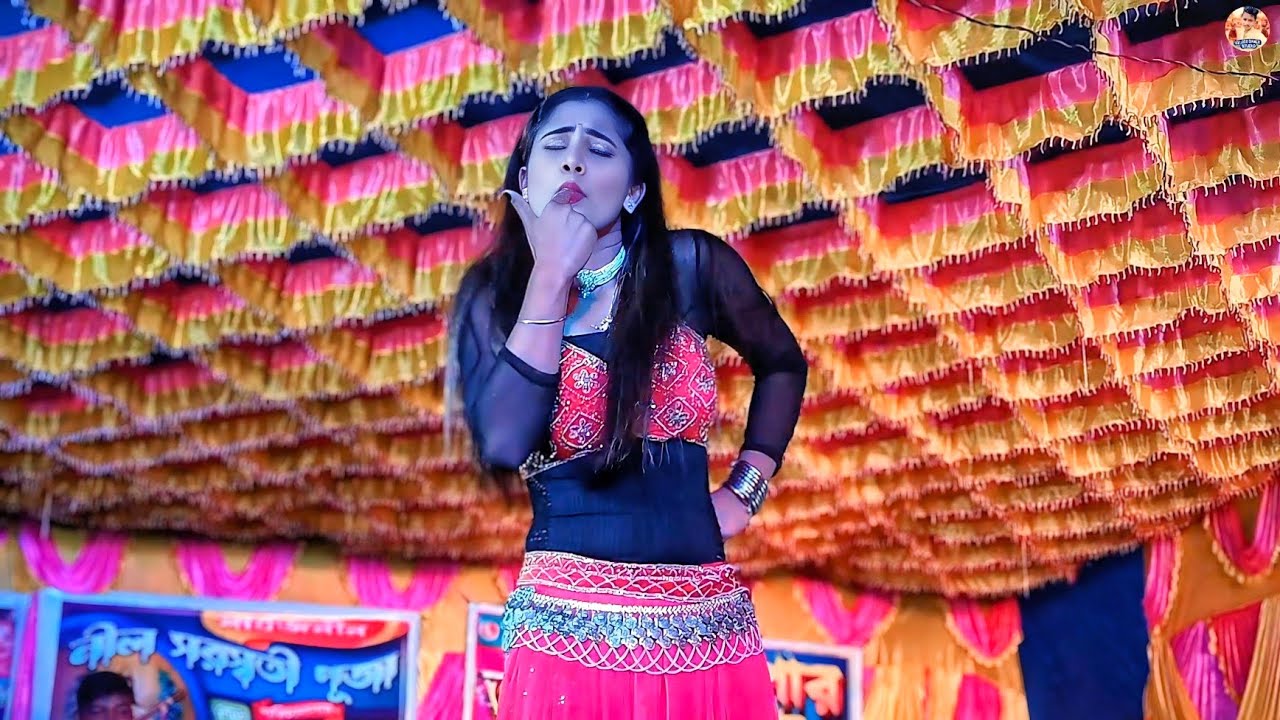 Uri Uri Baba 😹😹🥰#village dance studio #foryou#Hungama dance 