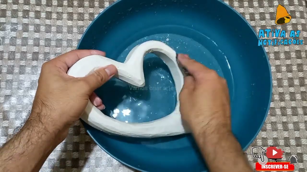 COMO FAZER ESCULTURA DECORATIVO NO FORMATO DE CORAÇÃO DE GESSO| HOW TO MAKE PLASTER SCULPTURE