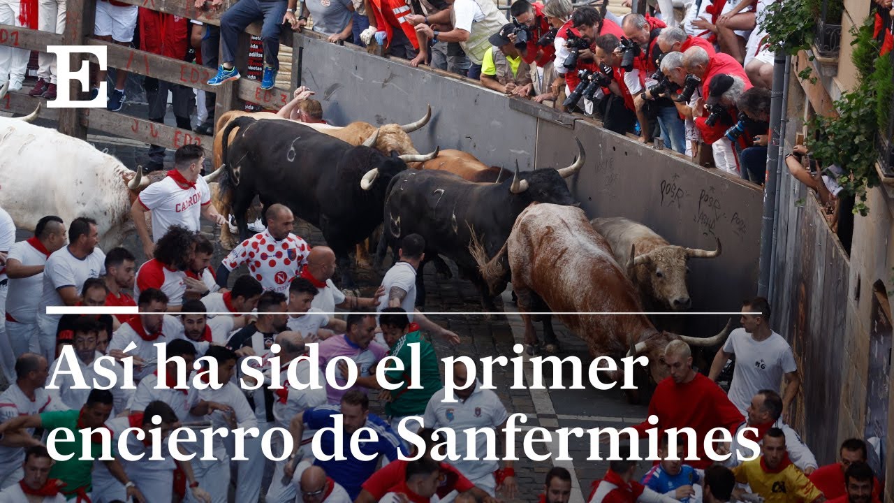 As&iacute; ha sido el primer encierro de San Ferm&iacute;n 2022 | El Pa&iacute;s
