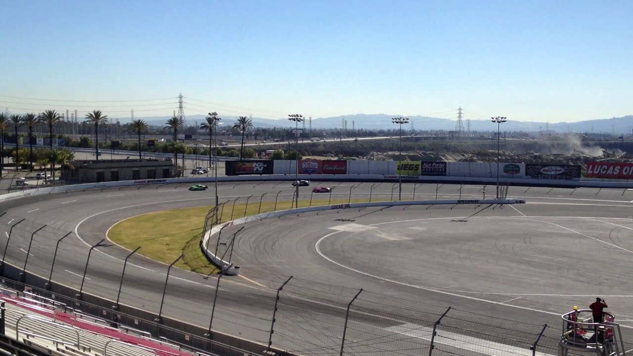 L.A. Racing Experience - 1/16/13 - 20 Laps around Irwindale Speedway at the wheel of a stock car!