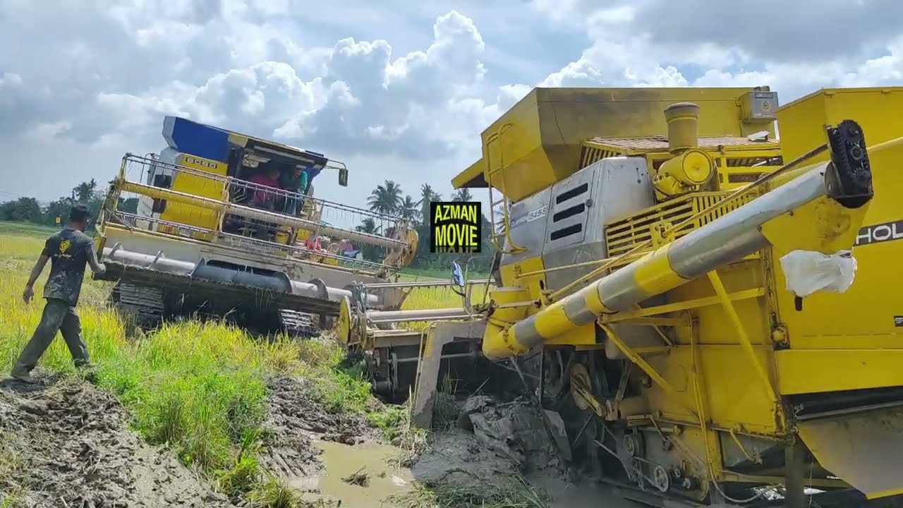 MESIN PADI 1545 TERLEKAT KUBANG TEPI BATAS BENDANG SAWAH PADI