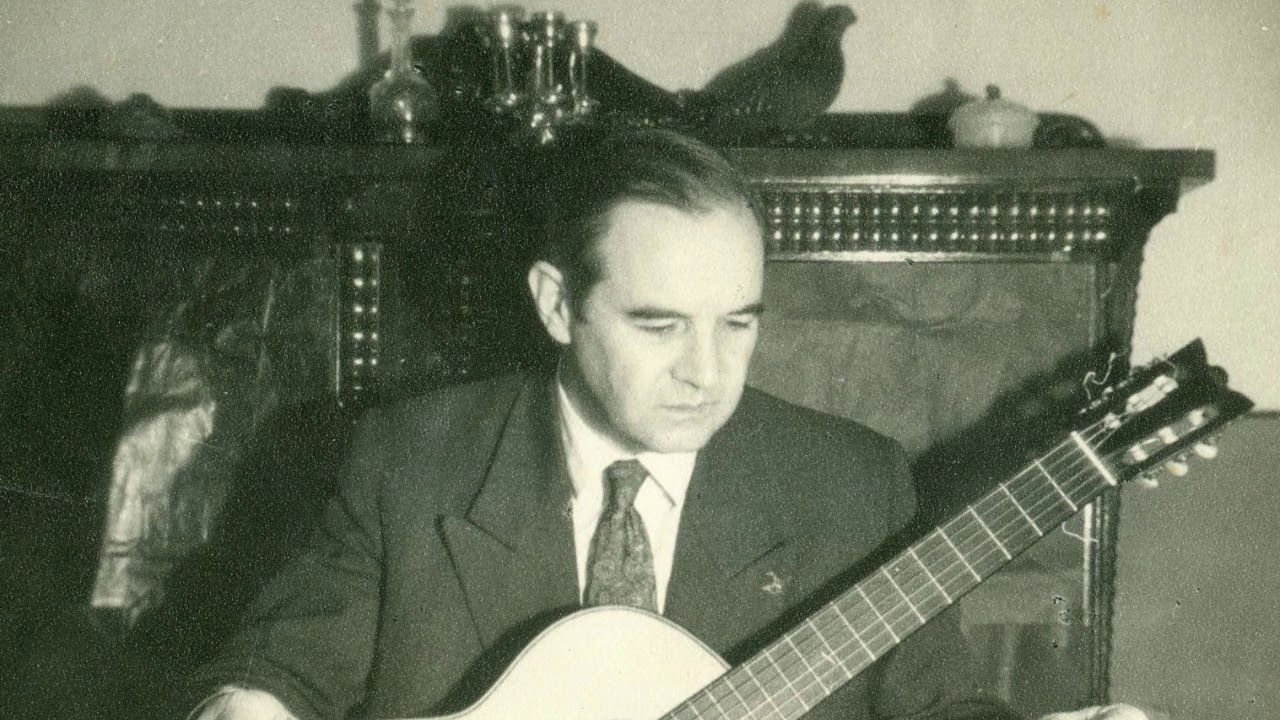 Improvisos (1970) (Isaias Savio) - Gilson Antunes, guitar