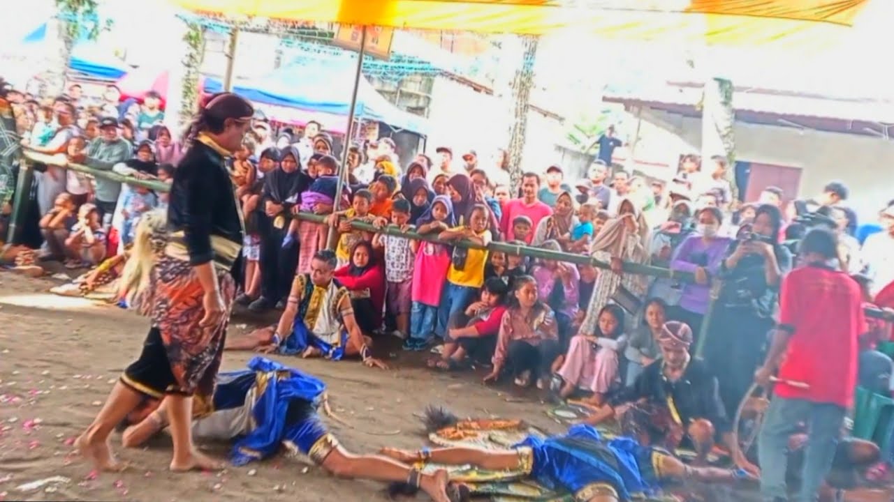 parah♦semua pemain kesurupan indang sampai guling 