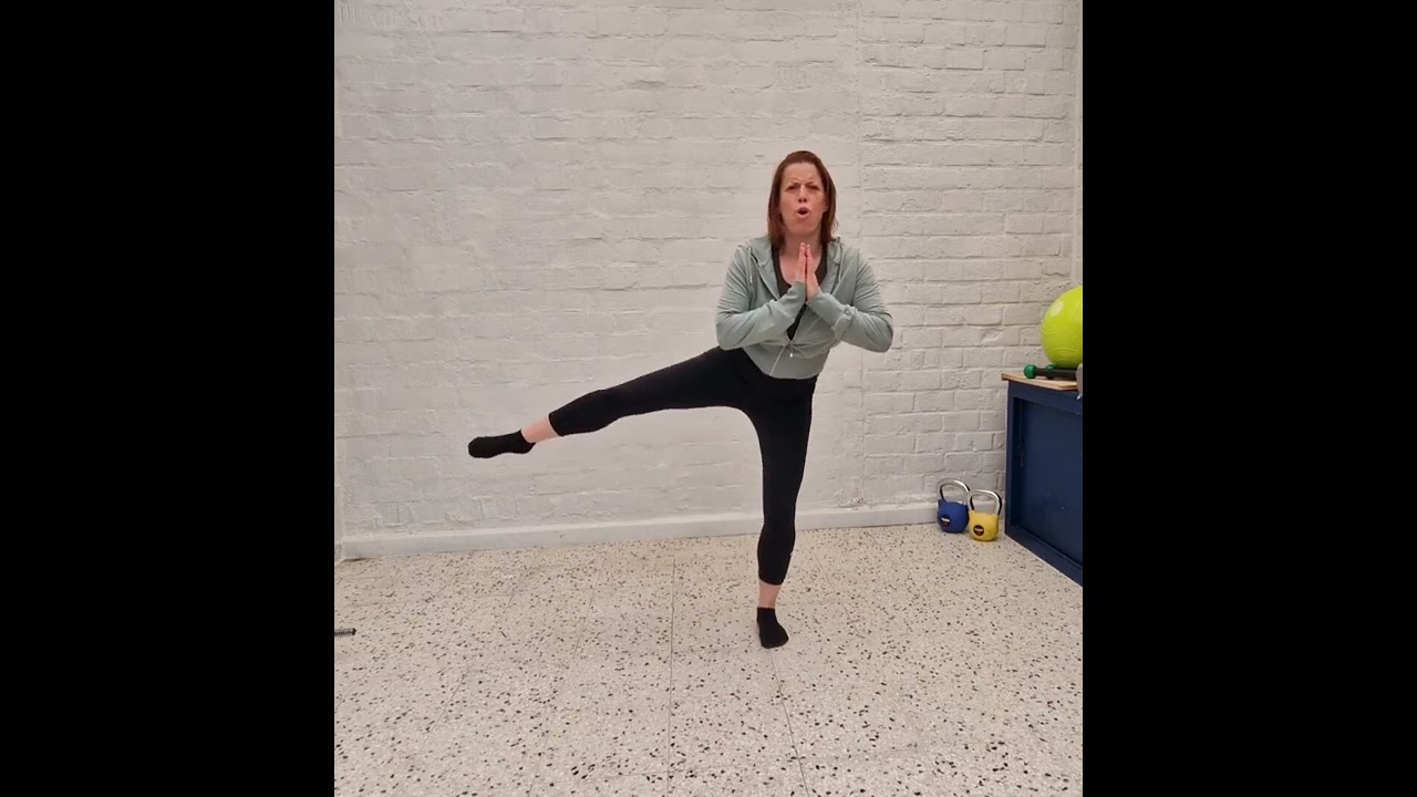Summer power challenge Dag 15 - 7 min - Morning workout
