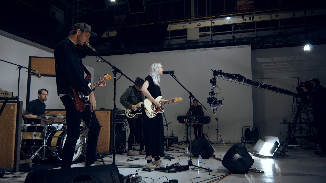 Amber Arcades live from Old Granada Studios
