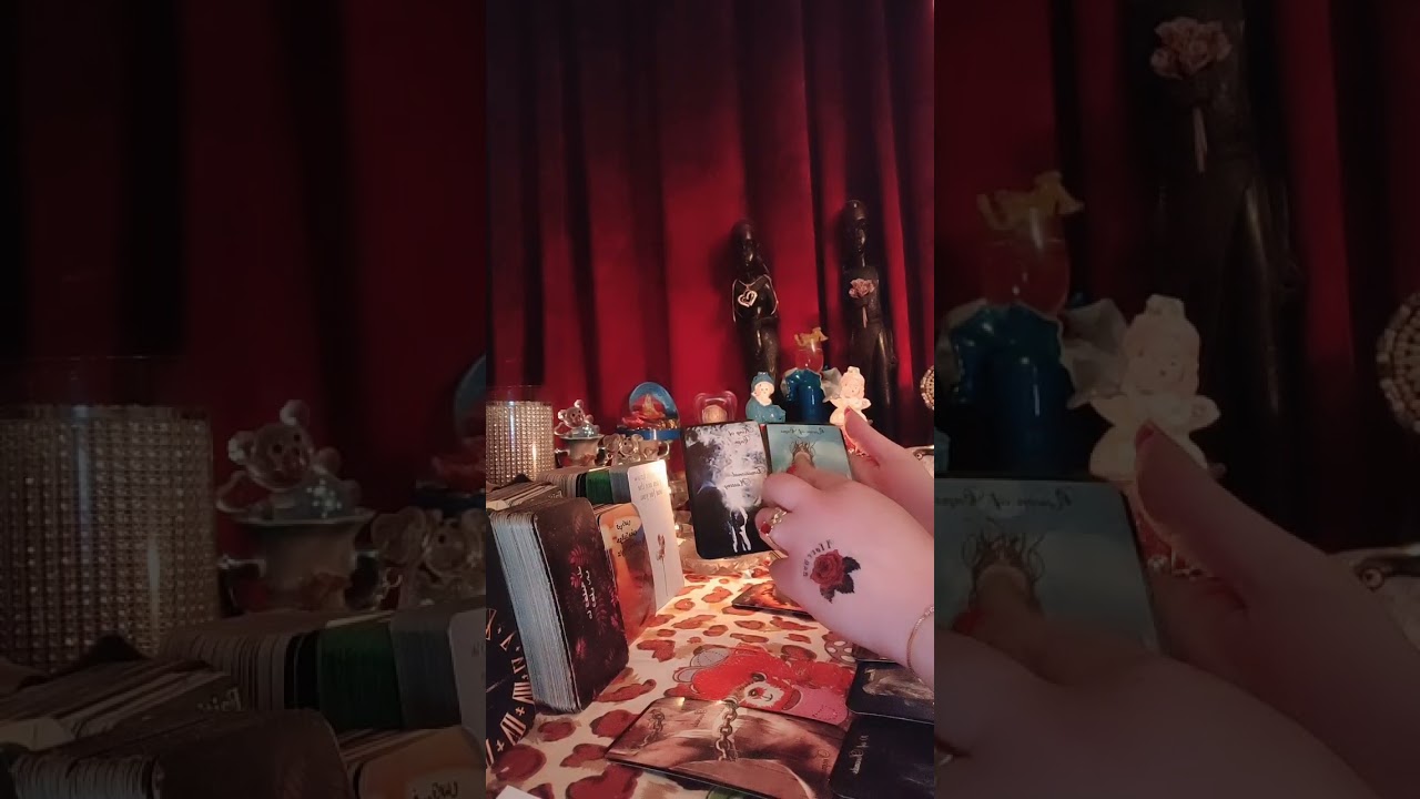 برج الدلو شخص غارق في تفكيره بك❤️‍🔥يشعر انك الدواء لجروحه و اوجاعه🤗مشتاق لك و لا يكف عن النظر اليك🤳