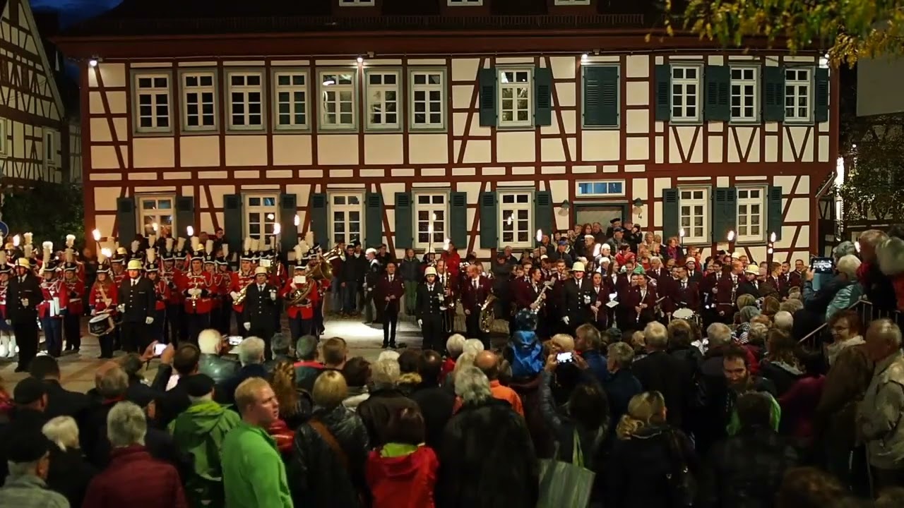 Großer Zapfenstreich zum 100-jährigen Jubiläum Oktober 2019 - Musikverein Stadtkapelle Ditzingen