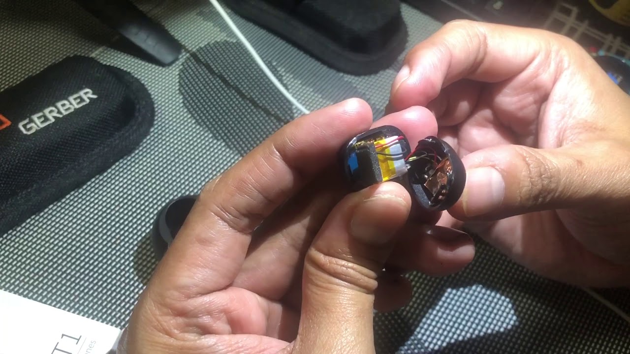 QCY-T1 earbuds not charging. 
