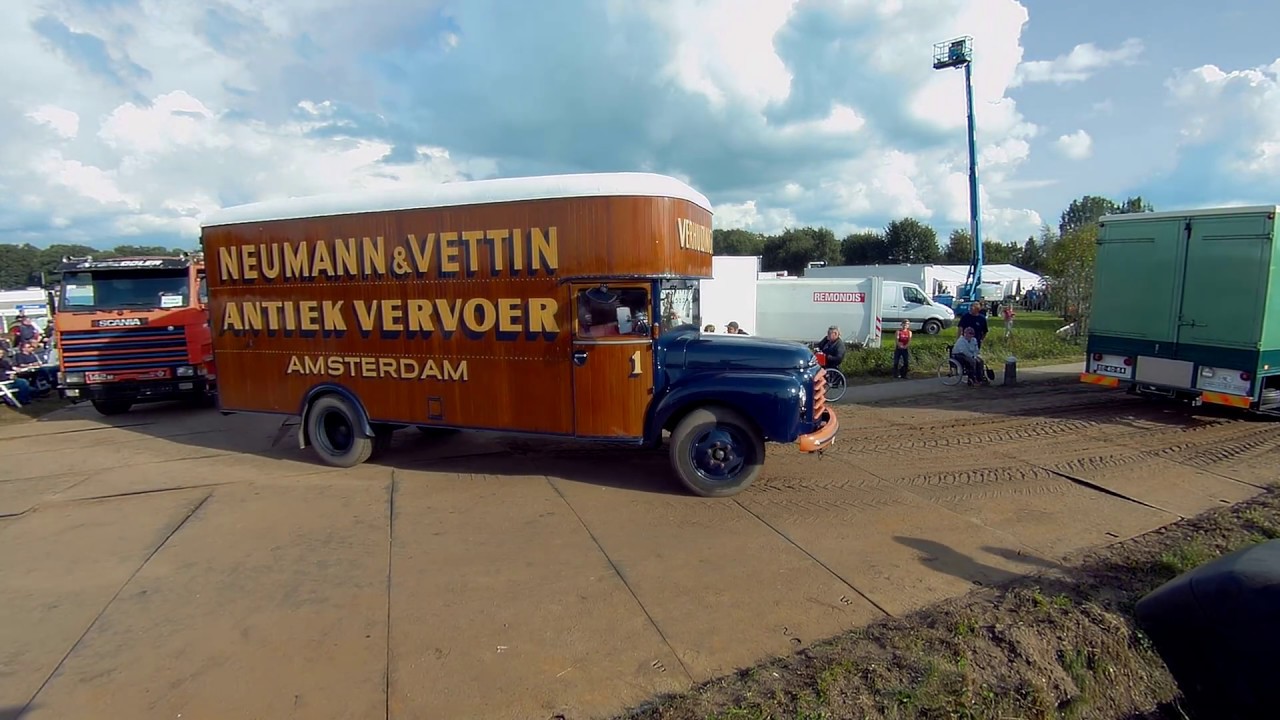 24e SCA Oldtimerfestival Meddo 2017 uittocht