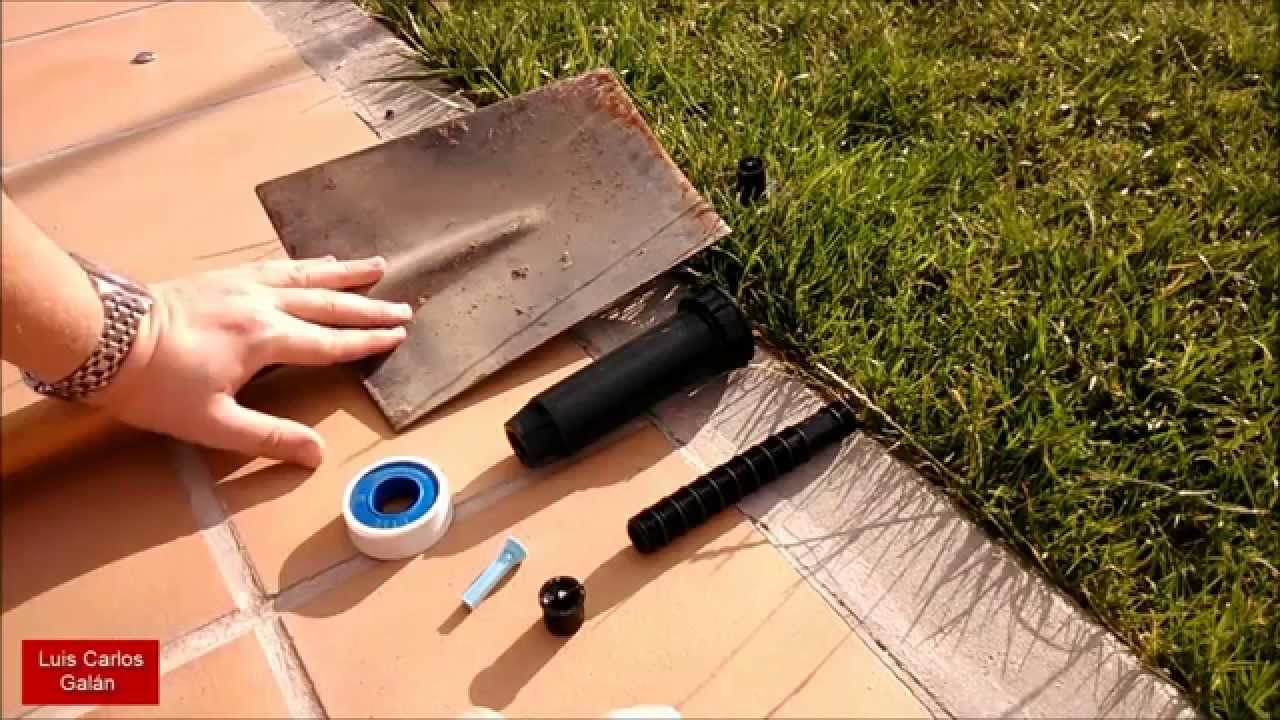 CÓMO SUSTITUIR UN DIFUSOR O ASPERSOR EN EL RIEGO DEL JARDÍN