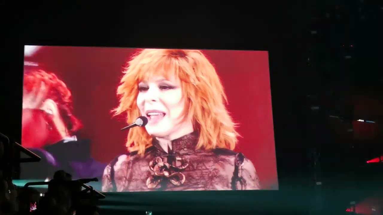 Mylène Farmer - L'âme-stram-gram (Live 2019) - 11/06