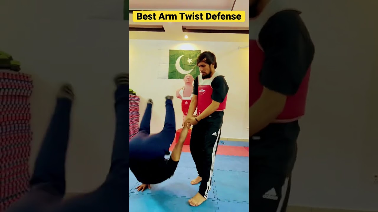 Best Arm Twist Defense #selfdefense #taekwondo #paktigersofficial #rajatayyab #action #fightback