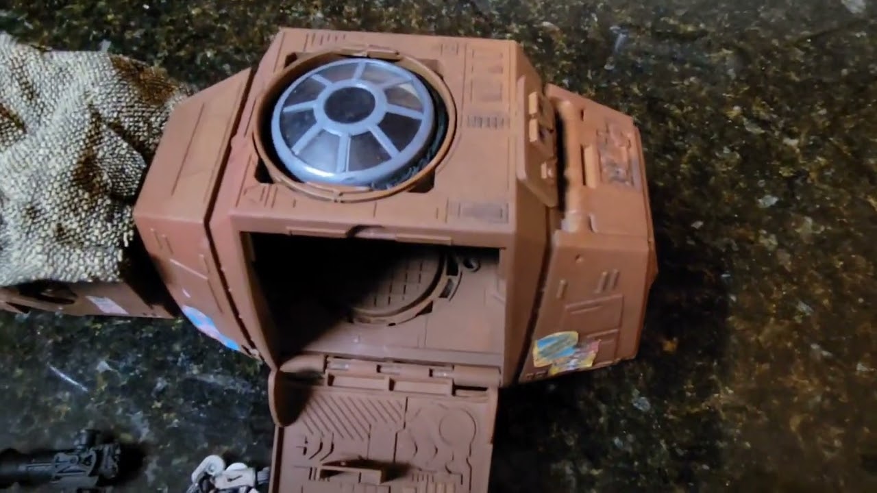 1:18 Scale Custom Star Wars Jawa Mobile Droid Market