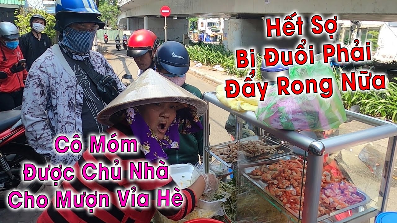 Vừa ra điểm bán Cô Móm mừng rở nhận tin vui chủ nhà cho cô sử dụng vỉa hè 138 Phạm Hùng để buôn bán