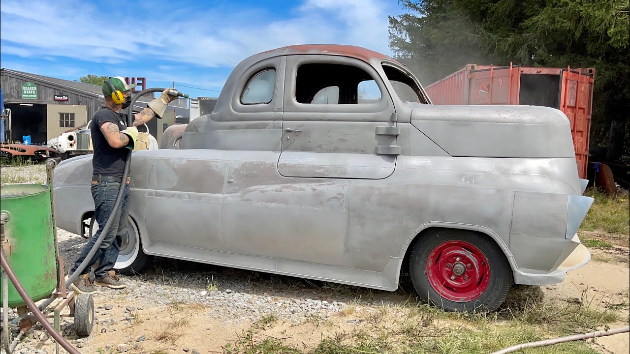 SANDBLASTING THE 1949 MERCURY CABOVER
