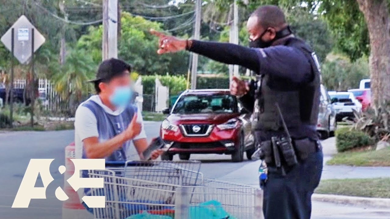 Police Catch Multiple People Taking a Shopping Cart from the Store | Live PD: Florida Heat | A&E
