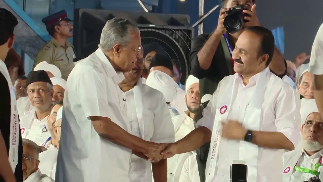 'മതരാഷ്ട്രവാദത്തിനെതിരെ ഒരുമിച്ച് നീങ്ങാം'; സമസ്ത വേദിയിൽ ജമാഅത്തെ ഇസ്ലാമിയെ ലക്ഷ്യം വച്ച് പിണറായി