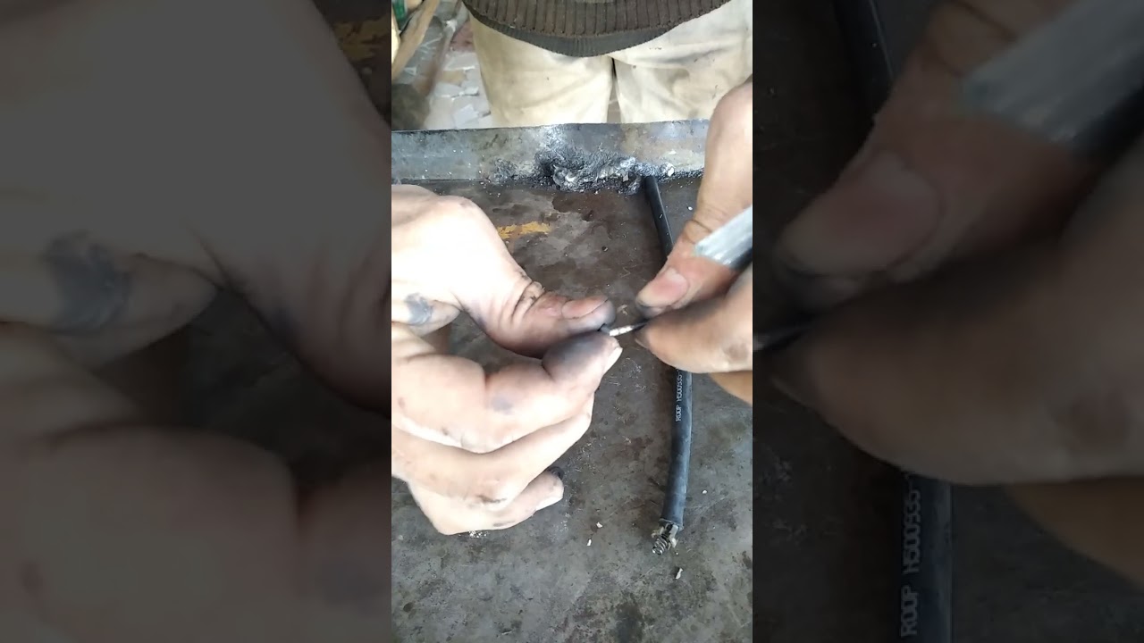 التوك توك بياكل بنزين او سلك البنزين بيعلق معاك اسمع الفيديو ده وادعمني الاشتراك فضلا