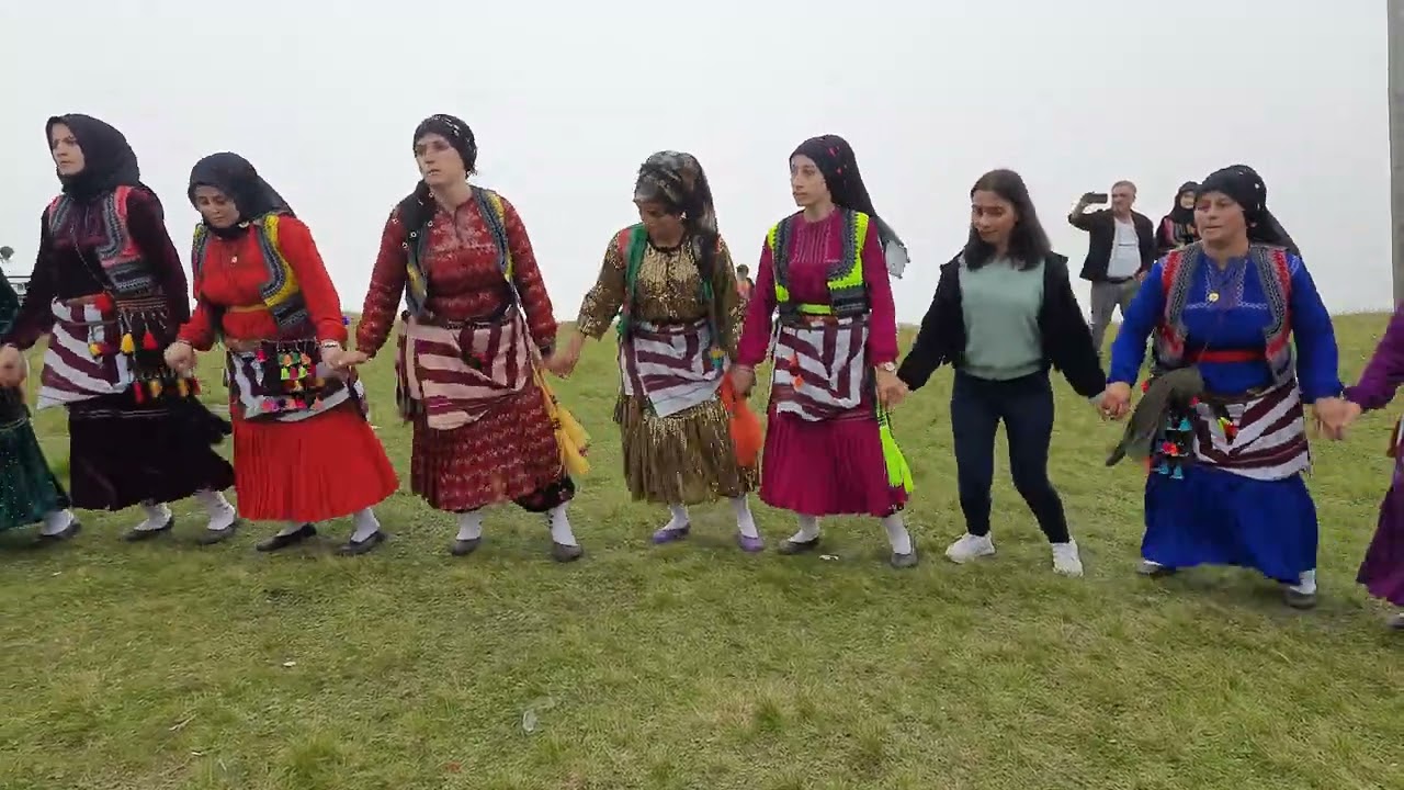 Batuhan TURAN & Cesi - Yayla Şenliğinde Süper Ağasar Horon