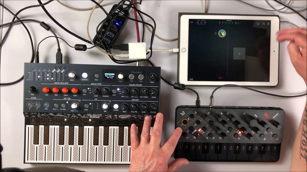Setting Up FUGUE MACHINE & AUM To Play The MicroFreak & Skulpt - iPad Tutorial