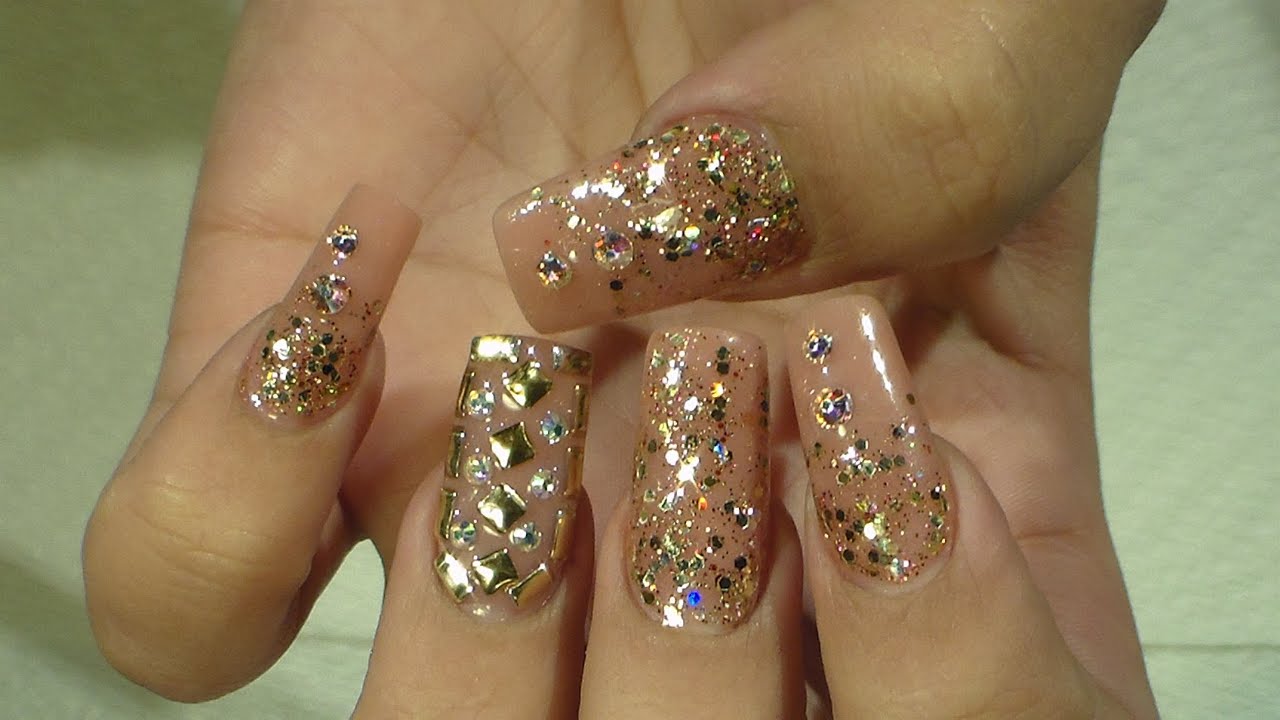 Bling Bling Nails Doradas - Natos Nails