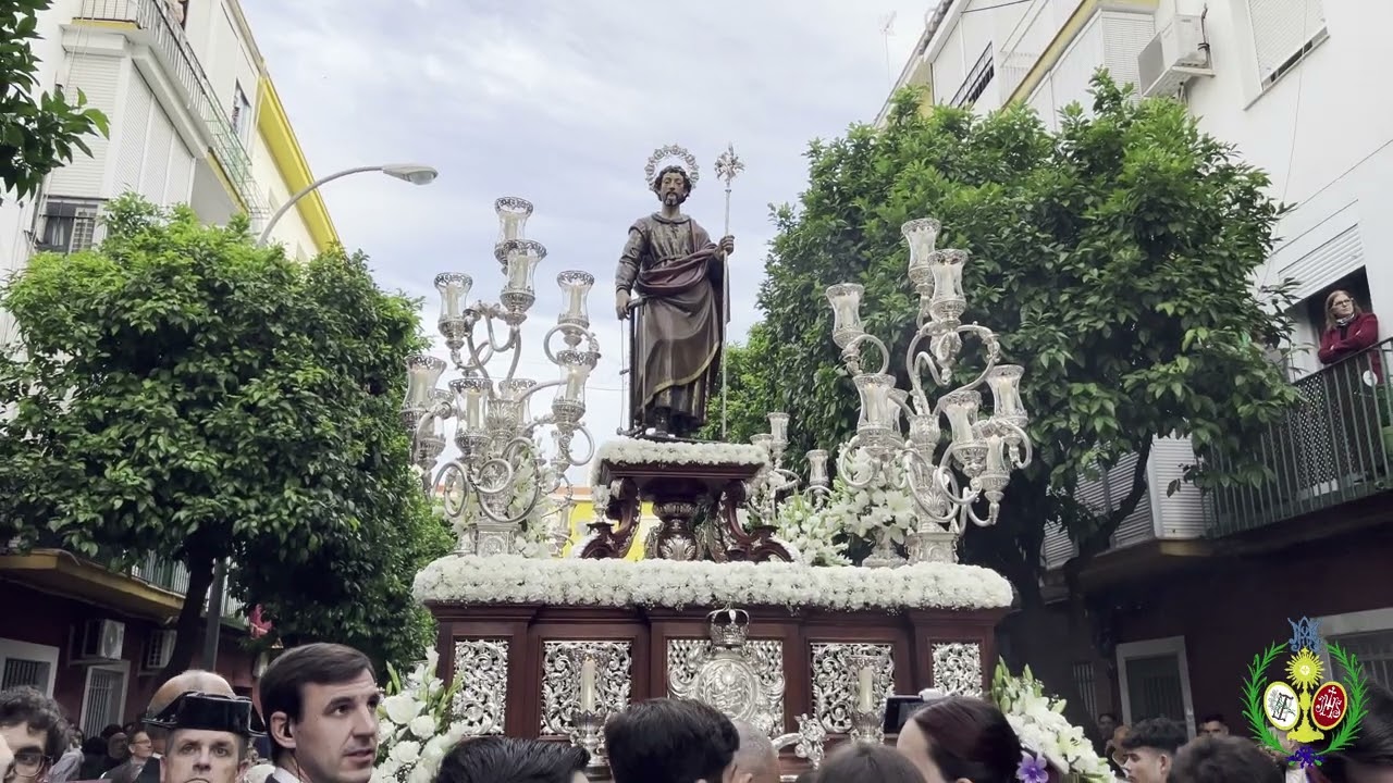 Sevillanas y petalá a San José Obrero en la calle Nicasio Gallego - Sevilla 2025.