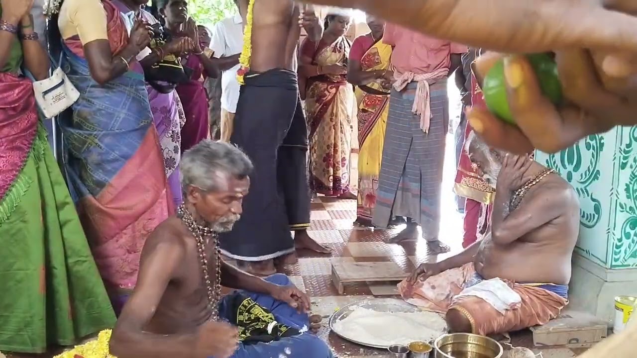 சபரிமலை ஐயப்பனுக்கு குட்டி முருகன் முடி முடிபையில் அரிசி ுதல்  .கார்த்தி யமுனா காதல். 