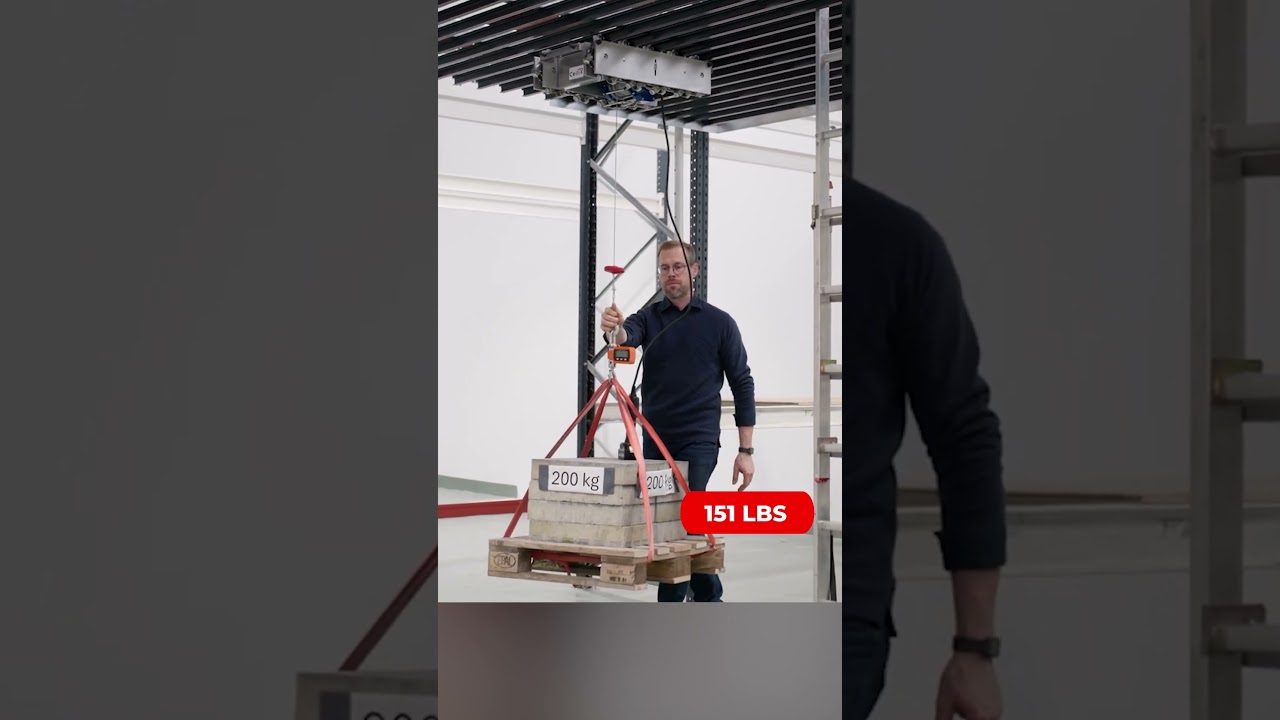 This overhead crane is omnidirectional